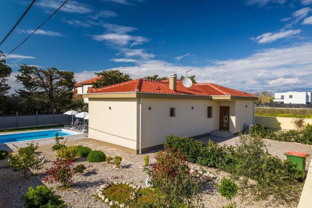 Villa Mattina, With Heated Pool And Jacuzzi Privlaka  Ngoại thất bức ảnh