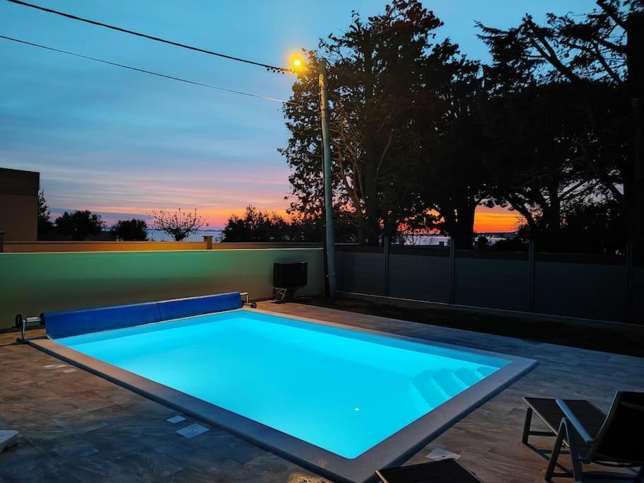 Villa Mattina, With Heated Pool And Jacuzzi Privlaka  Ngoại thất bức ảnh