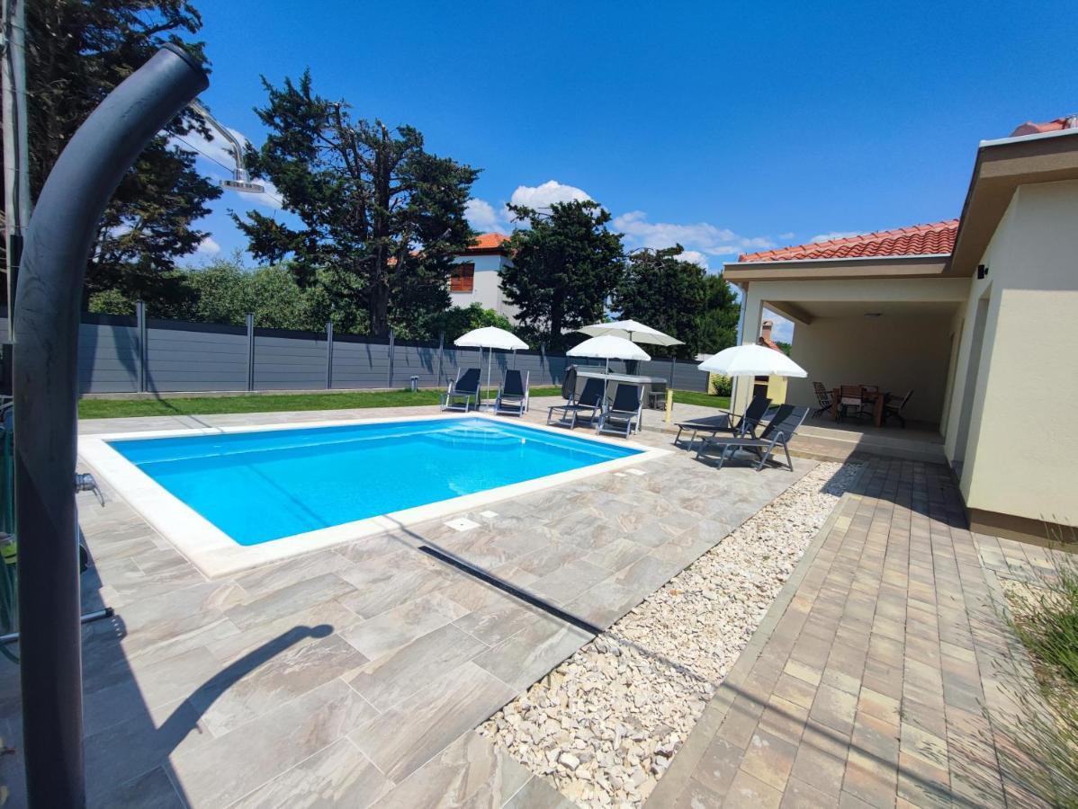 Villa Mattina, With Heated Pool And Jacuzzi Privlaka  Ngoại thất bức ảnh